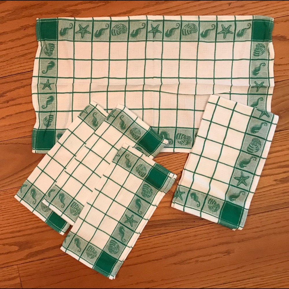 NWOT Goldcoast Kitchen Set, Green